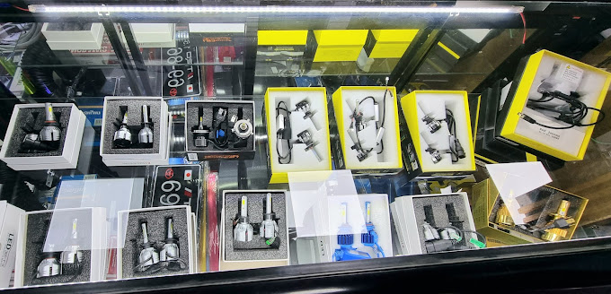tienda de accesorios para autos